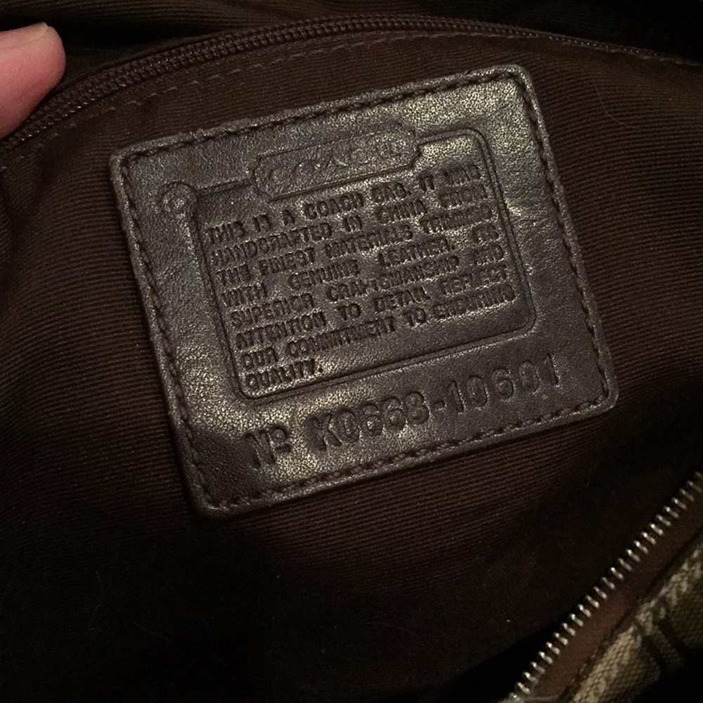 Authentic Coach Purse - Picture 4 of 7